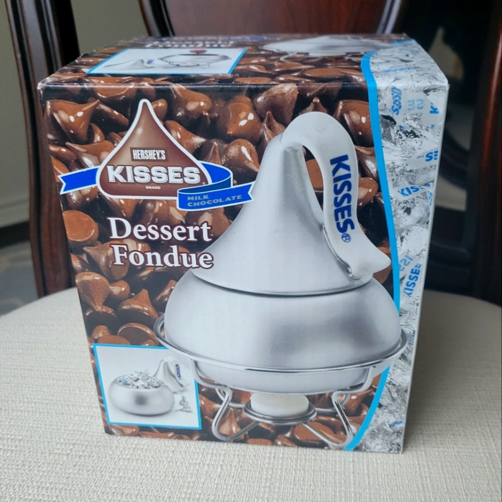 Hershey's Kisses Dessert Fondue Set